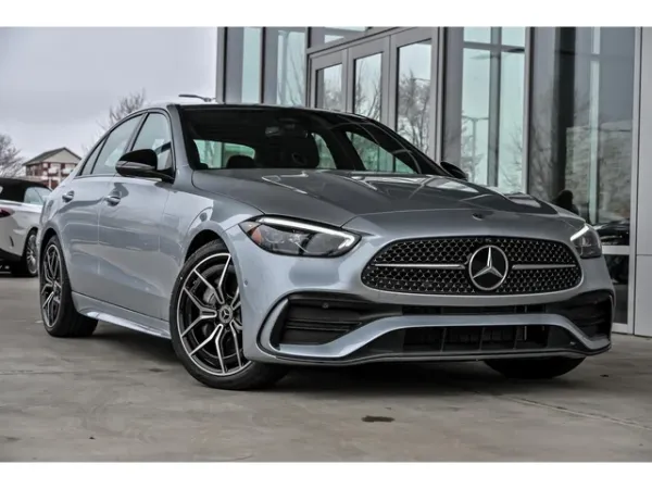 Mercedes-Benz C-Class 2026: как едет, выглядит и сколько стоит владение