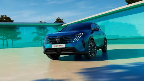 Peugeot 3008 2026: каков кроссовер в жизни, салоне и на дороге