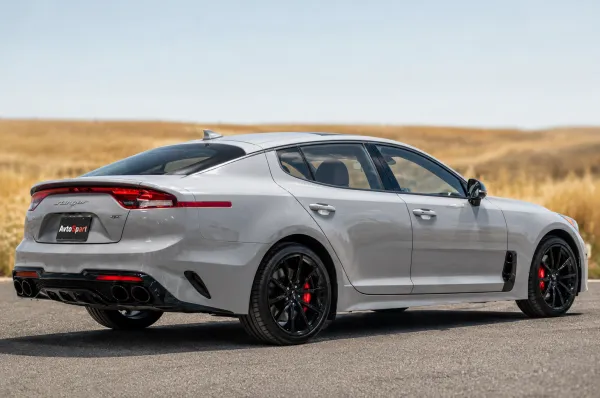Kia Stinger 2026: детальный обзор Киа Stinger для будущих владельцев